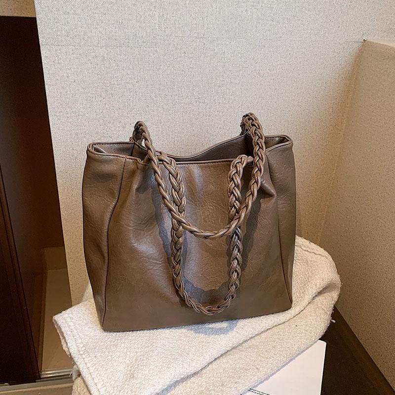 Mode Plissierte Damen Achseltasche Winter Trendige Große Kapazität Pendler Tragetasche Lässige Einfarbige Damen Schultertaschen