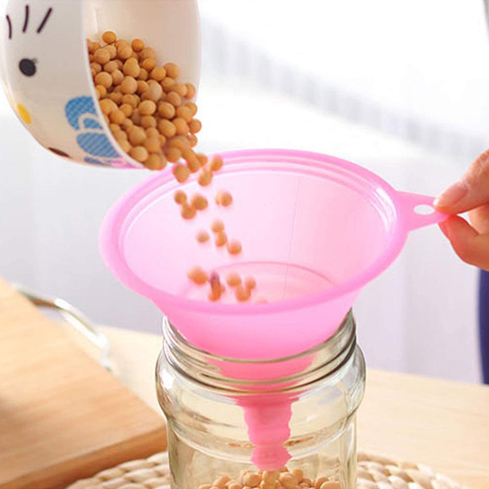 Plastic Candy Color Anti-leakage Liquid Home Filling Oil Funnel Fluids Filler Kitchen Tool Funnel