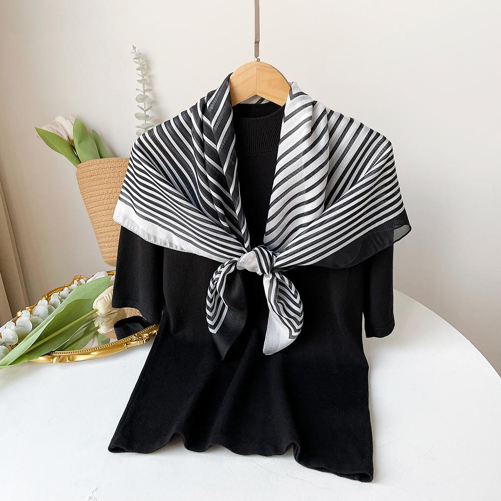 

Spring and Summer Thin Color Combination Large Square Scarf Women s Versatile Design Commuting Sun Protection Fashionable Scarf Gauze Scarf 90*90cm