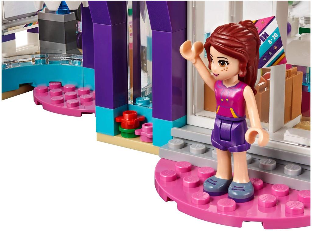 LEGO Friends Heartlake Sports Club 41312