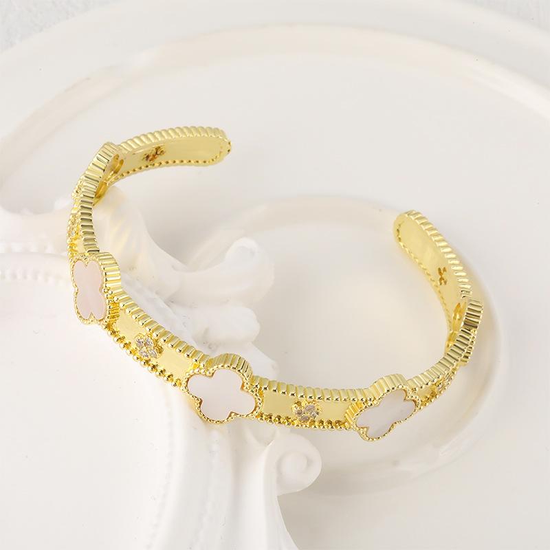 Fresh and Cute Four-leaf Clover Bracelet Open Bracelet Fashion Women's Jewelry