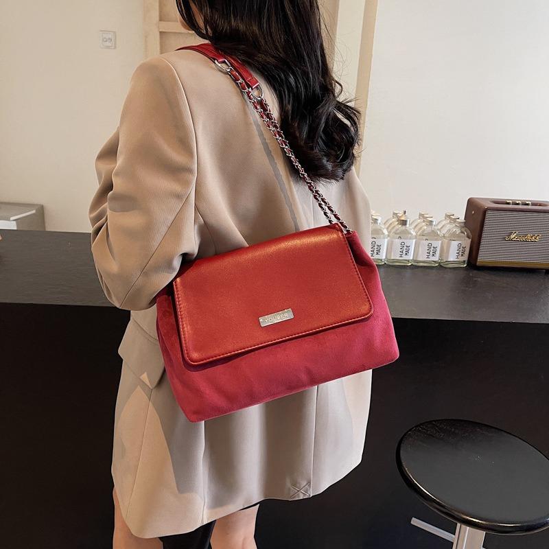 Commuter bag women's large-capacity new fashion niche texture chain shoulder bag crossbody tote bag