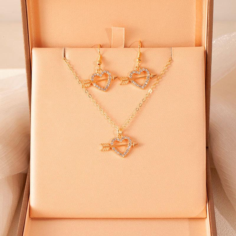 Simple Full Diamond Earrings Necklace Set Retro Love Butterfly Collarbone Chain Ear Hook Women'S Fashion Versatile Jewelry