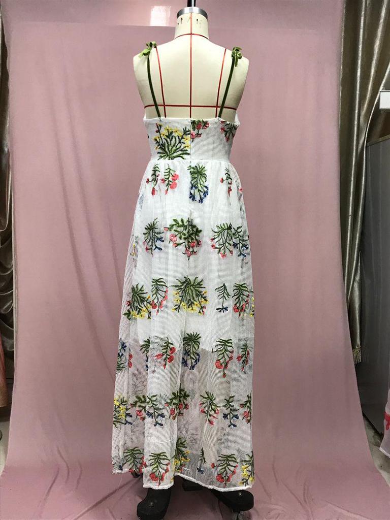 Γυναικείο φόρεμα 2025 Ευρώπης και Αμερικής με κεντημένη πλάτη χωρίς πλάτη - μακριά, σέξι μέση, ανοιξιάτικο στυλ