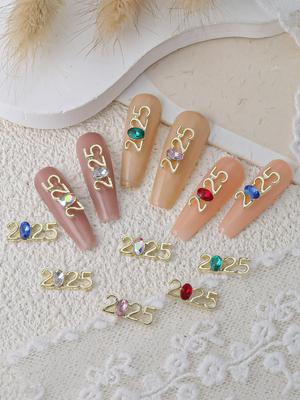 Lot de 10 décorations d'ongles en or « 2025 » pour le Nouvel An, strass brillants en alliage « 2025 », breloques pour ongles 3D, clous pour ongles, bijoux pour décoration artisanale à faire soi-même