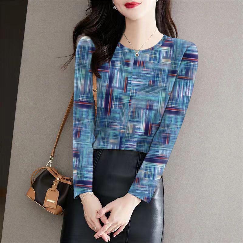 

Women s Striped Milk Silk Round Neck Long Sleeve Top for Fall/Winter - Mid-life and Older Styles L