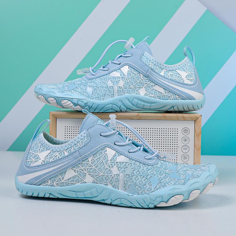 

Traceway five-finger shoes couple beach shoes water quick-drying non-slip outdoor fishing shoes yoga shoes swimming shoes 46