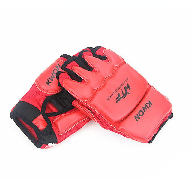 

New Leather Half Finger Kids Children Karate Boxing Gloves Mitts Sanda Karate Sandbag Taekwondo Protector Gloves MMA Muay Thai S 6-12 years червоний