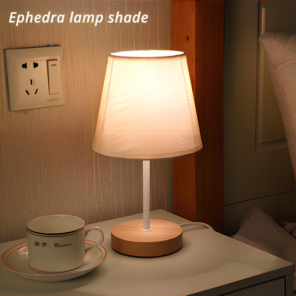 Lampada da comodino decorativa da tavolo in legno massello nordico, semplice e creativa, con telecomando, piccola luce notturna a risparmio energetico a LED