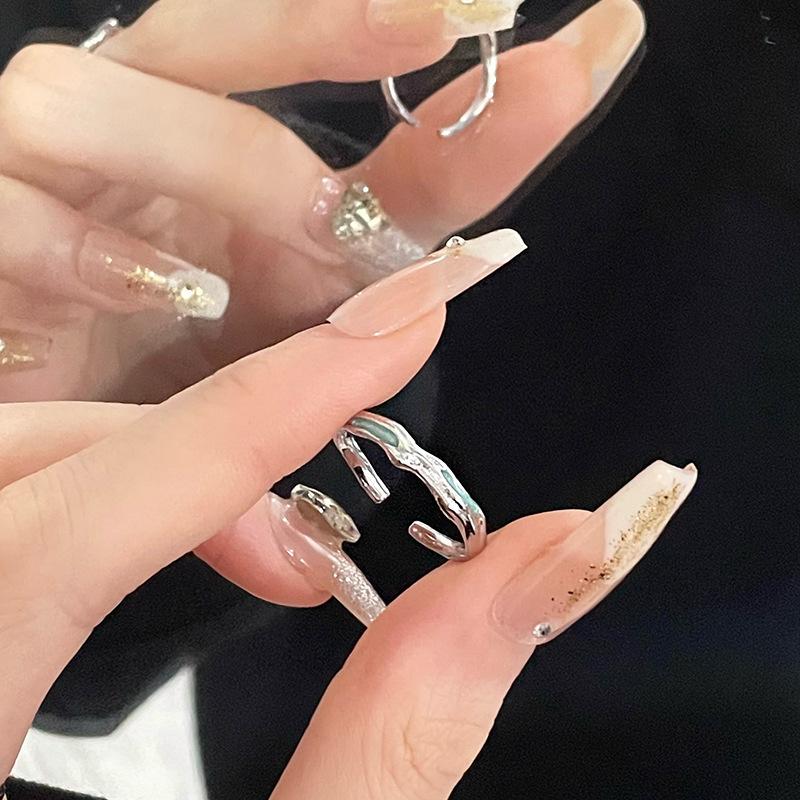 

Niche Design Cold Wind Epoxy French Irregular Advanced Sense Lava Texture Open Ring Female Adjustable opening