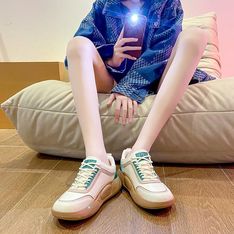 Fashion Autumn New Women's Flat Vulcanized Shoes Casual Breathable Student Leisure Shoes Hot Sale Female Platform Walking Shoes De Mujer