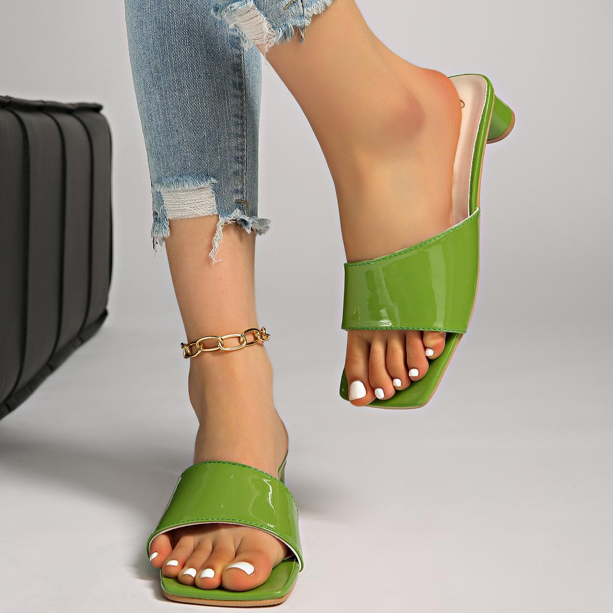 

Корейская версия модных туфель на высоком каблуке женские туфли 2025 года новые квадратные туфли с открытым носком толстые каблуки ленивые люди носят сексуальный темперамент одно слово перетаскивание 42 зелёный