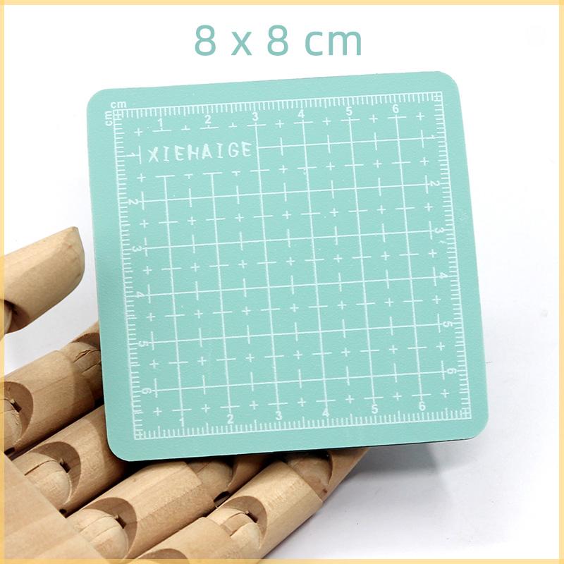

Килимок для різання з ПВХ Міні 8x8 см Самовідновлюючий інструмент для різання Печворк Килимки для різання для DIY Шкіряний килимок для інструментів Паперовий килимок для різання aero синього кольору