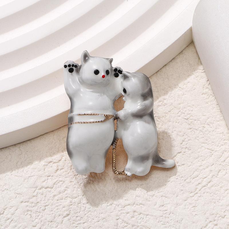 

Cute Cartoon Cat Animal Size Waist Fashion Accessory Brooch 3*3.5CM