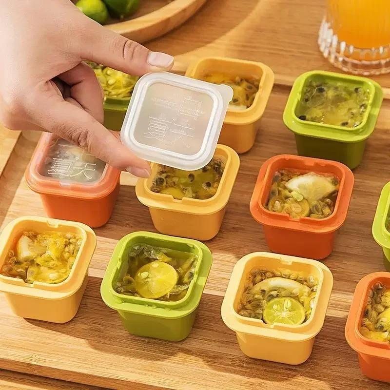 6-1 pz Creatori di Cubetti di Ghiaccio Quadrati Stampini per Cubetti di Ghiaccio Riutilizzabili Mini Stampo per Cubetti di Ghiaccio Gadget per Congelare Bevande al Whiskey Strumenti da Cucina