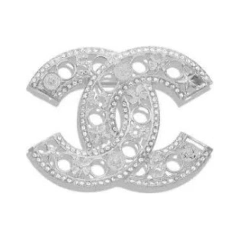 

CHANEL [24B New Product] Retro Lace Style - Brooch Women s Silver срібний