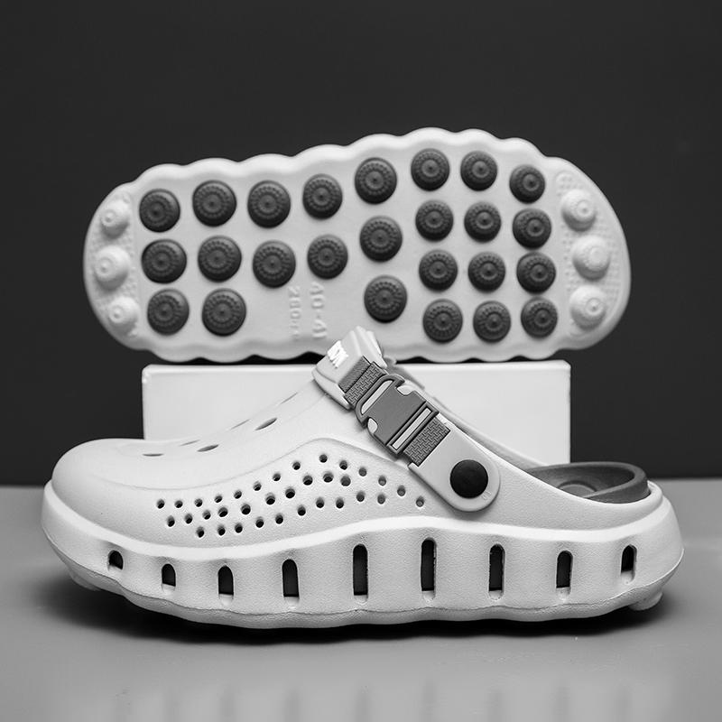 New Men Sandals Outdoor Soft Thick Sole Slides Breathable Sandals Non-Slip Garden Clogs Lightweight Summer Beach Slippers