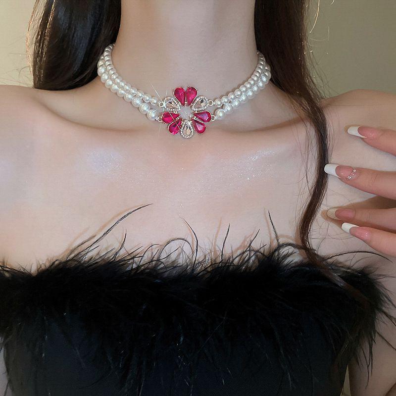 Französische mehrlagige Perlen-Schlüsselbeinkette - Luxuriöses, modisches und vielseitiges Design für Frauen