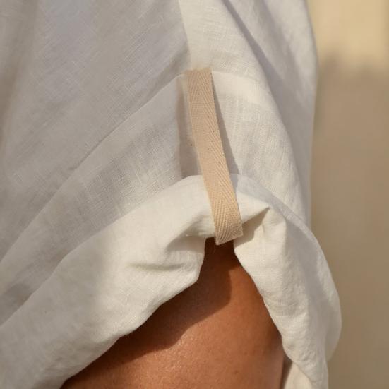 Deep V-neck Men Robe Short Sleeve Lightweight Solid Color Side Split Loose Robe