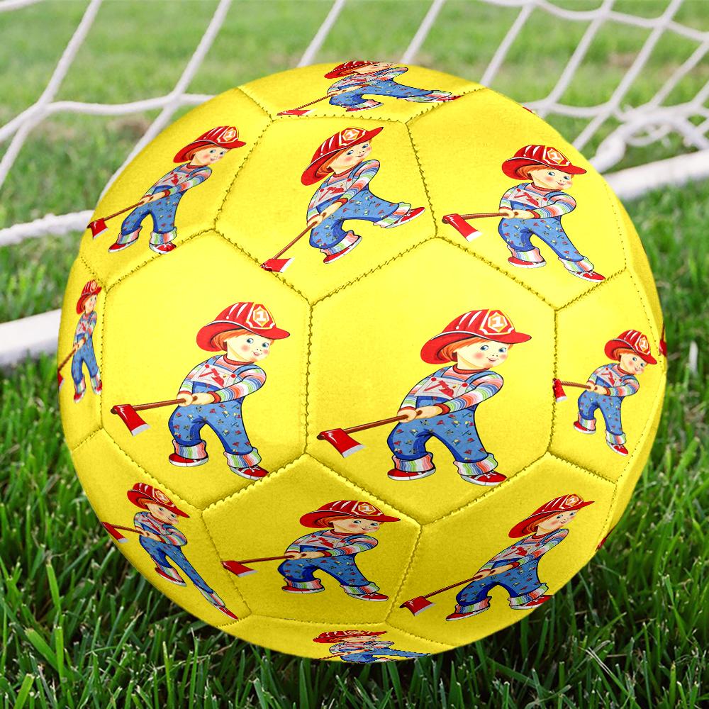 Chucky Theme Size 5 Soccer Ball, Suitable for Both Indoor and Outdoor Matches, a Gift Suitable for Everyone.