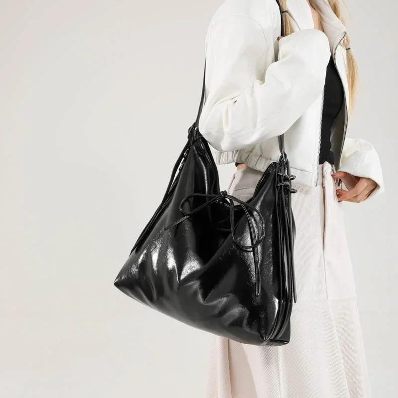 PU Bow 2026 High Quality Tote Bag Buckle Solid Color Fashi Women's Handbag High Appearance Soft Simple Versatile Shoulder Bag