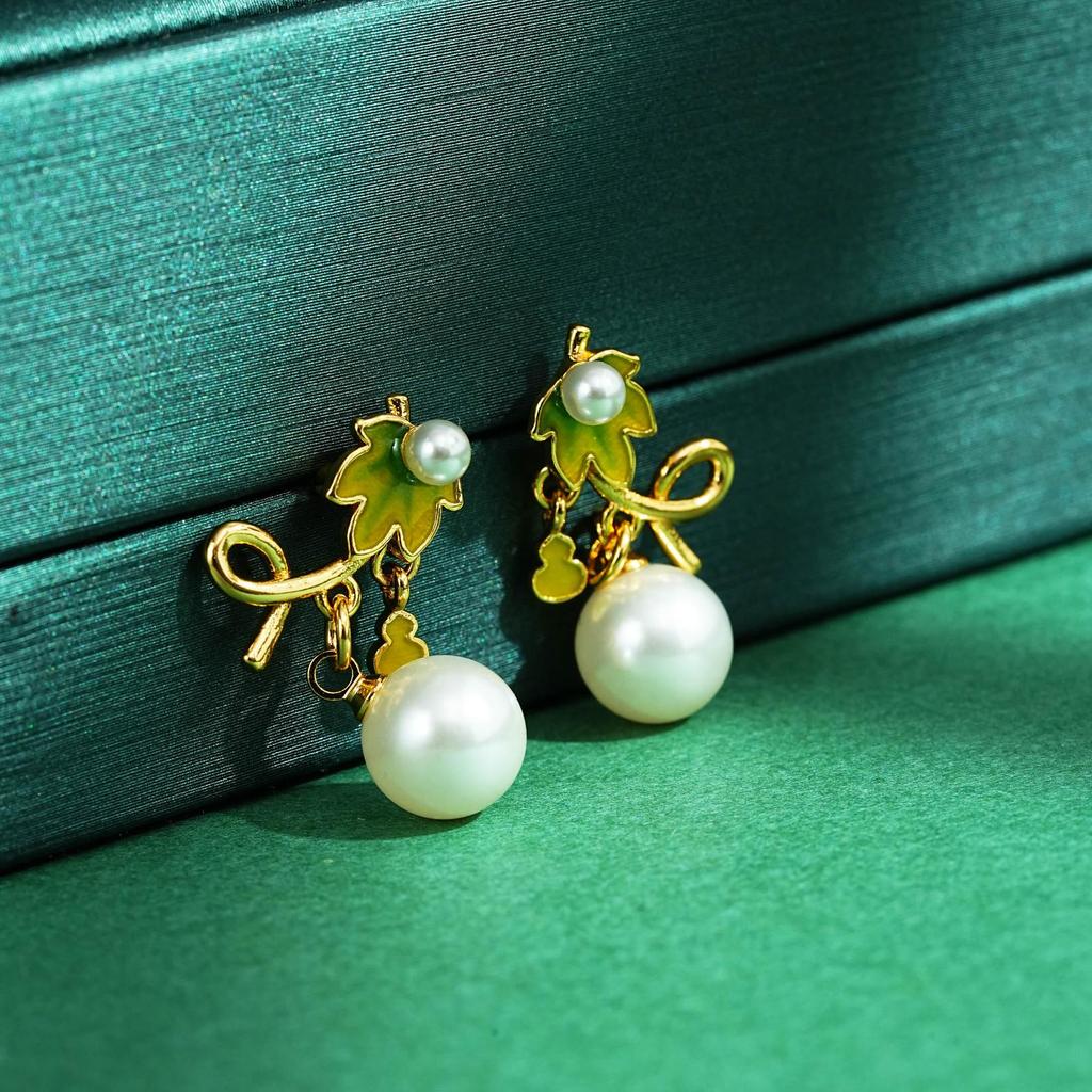 Exquisite Enamel Glazed Green Leaf & Gourd Pearl Earrings - Chinese Style Gift Ornament