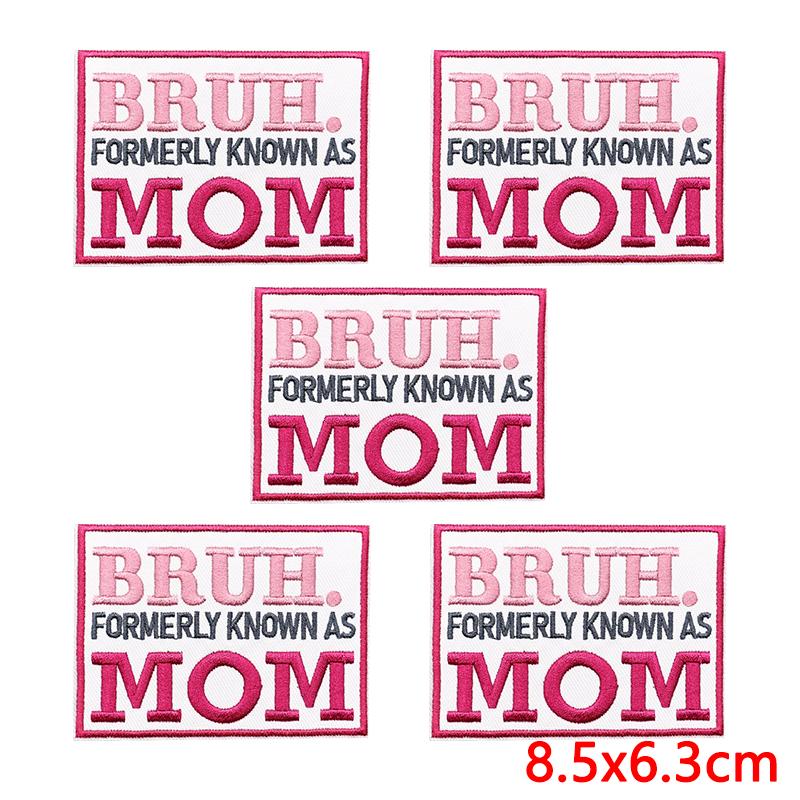 10pcs /Lots Pink Cartoon English Letter Embroidered Patches Diy Jackets Backpack Sew Badges Iron On Patches For Clothing Stickers 