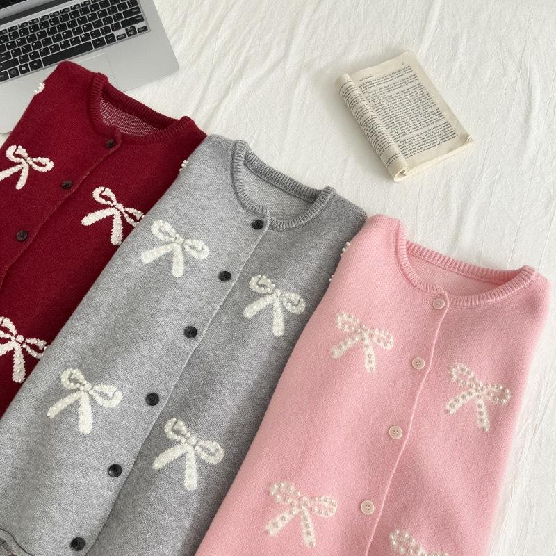 Damen Lockerer Rundhals Schleife Perlenbesetzter Pullover Jacke Herbst- und Winterdesign Altersreduzierender Cardigan Top