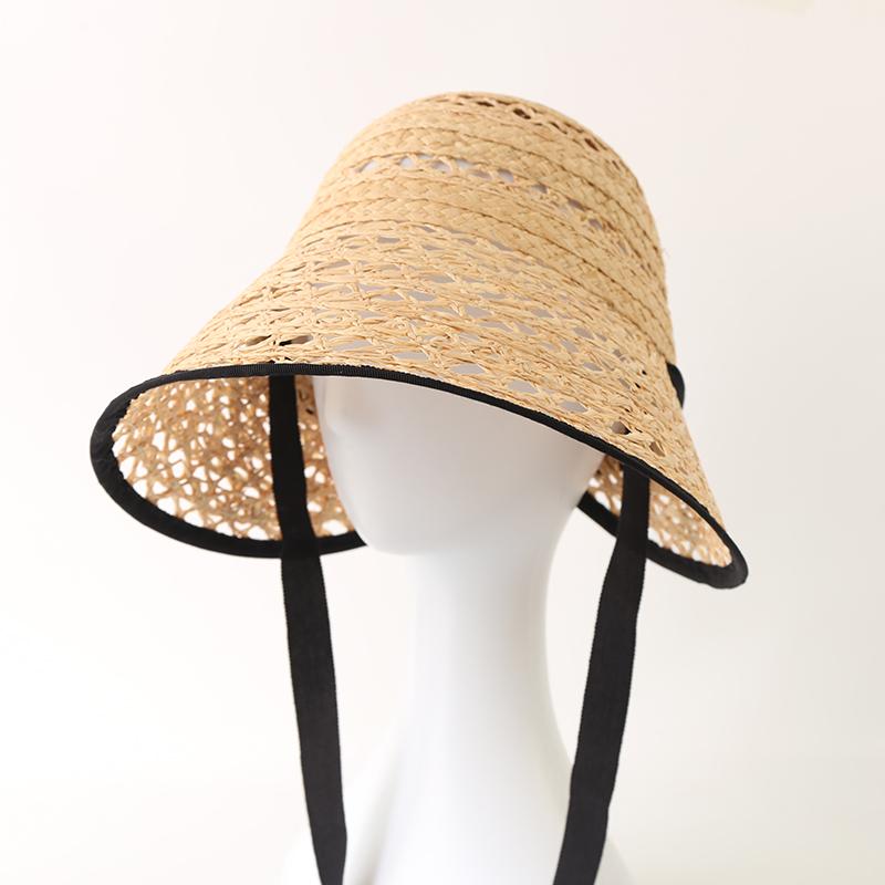 Französische Raffia-Stroh-Sonnenhüte für Damen Sommer Breiter Rand Sommerhut mit verstellbarem Kinnriemen und Öffnung hinten