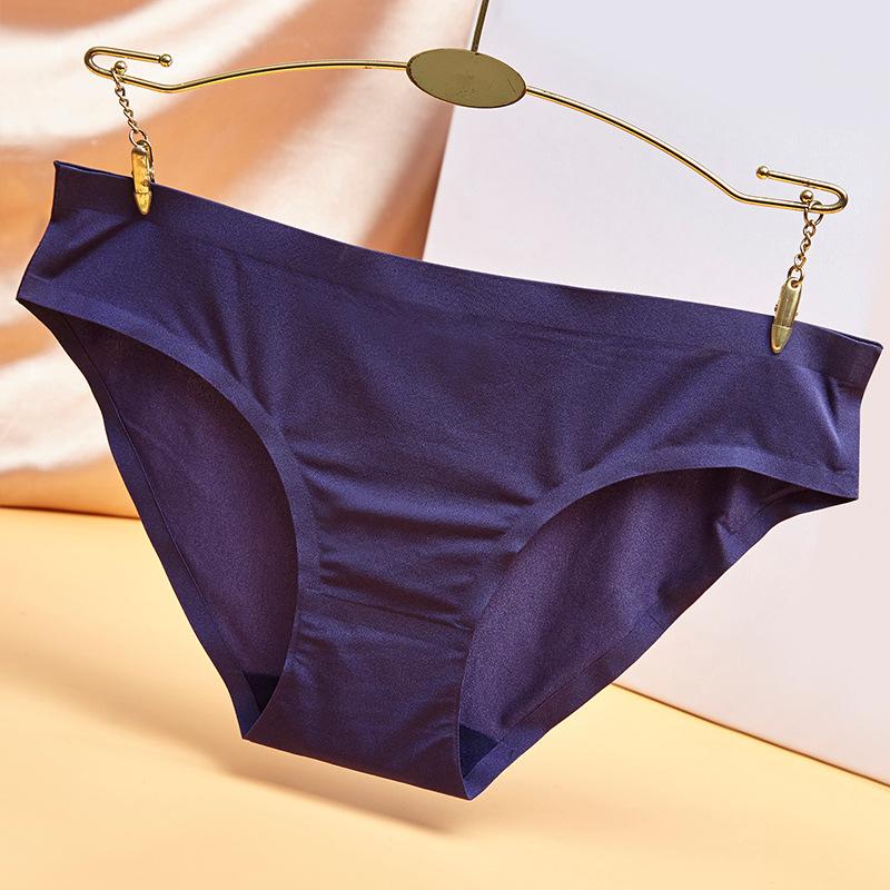 Women's Summer Ice Silk Seamless Underwear Sexy Triangle Pants Women's Simple Underwear Low Waist Breathable