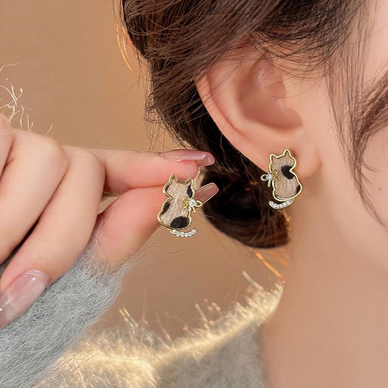Silver Needle Diamond Horse Hair Bow Kitten Earrings New Commuter Earrings Light Luxury Earrings Wholesale