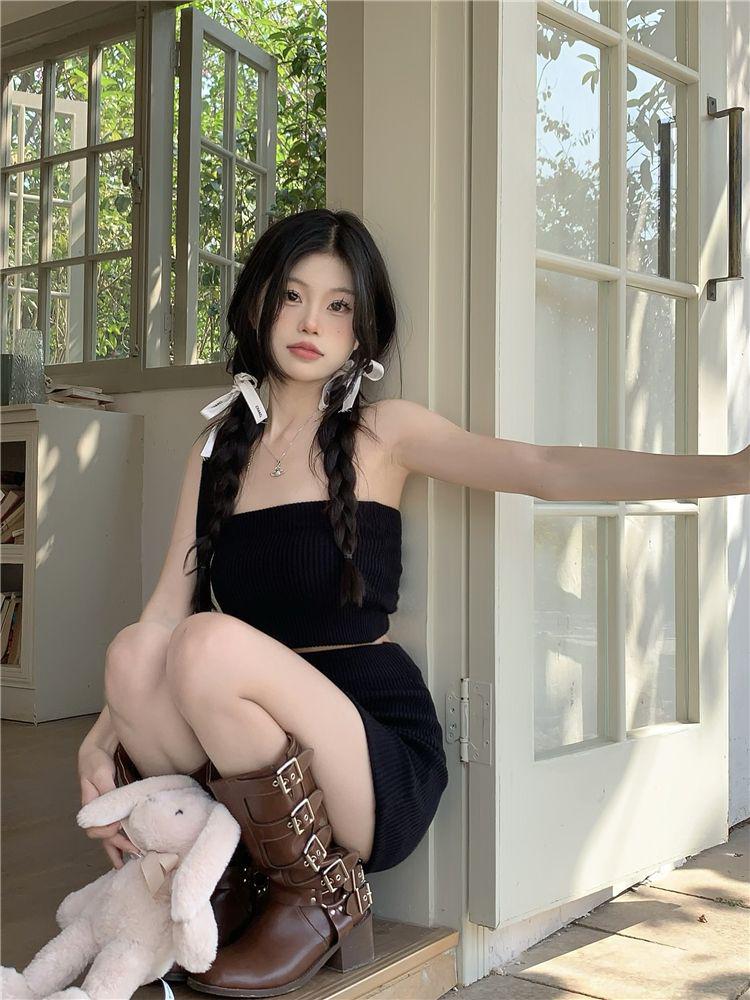 Sweet & Spicy Summer Streetwear: Women's Striped Knit Two-Piece Set - Skirt & Bandeau Top.