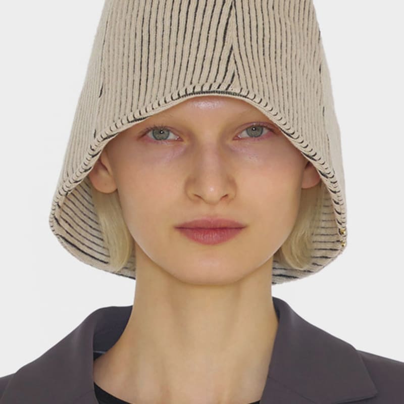 

UNDERCONTROL studio STAND BUCKET / STRIPE KNIT / MILK FREE