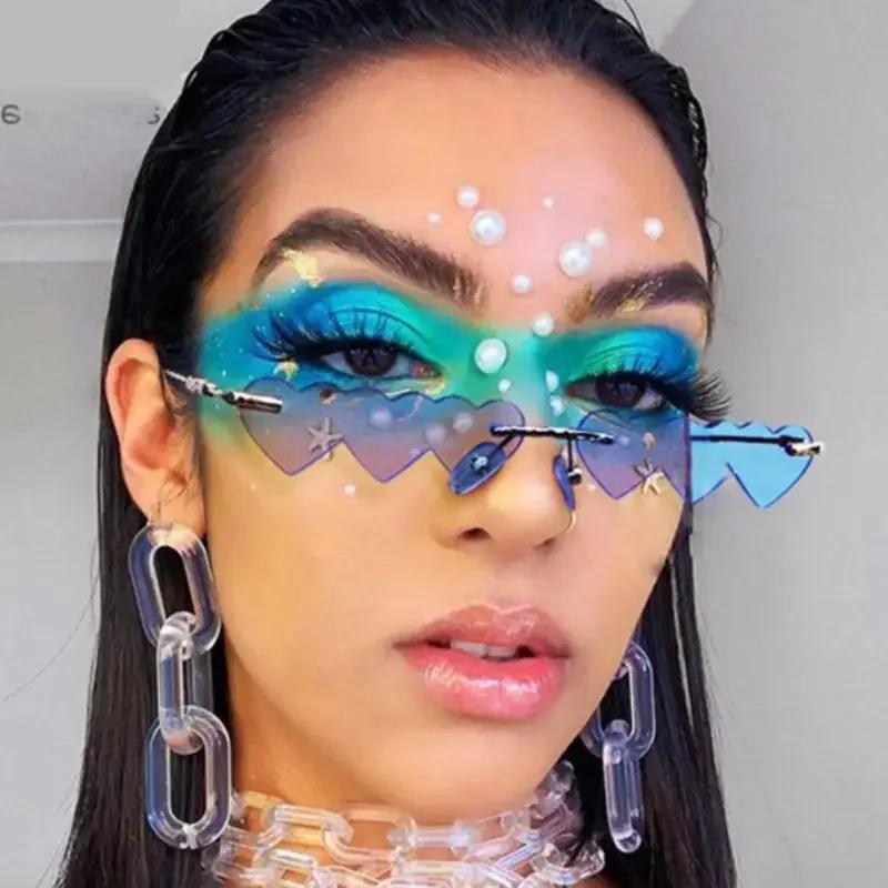 Small Love Heart Sunglasses Funny Personality Rimless Eyewear Street Glasses Gafas De Sol Lentes De Sol Mujer