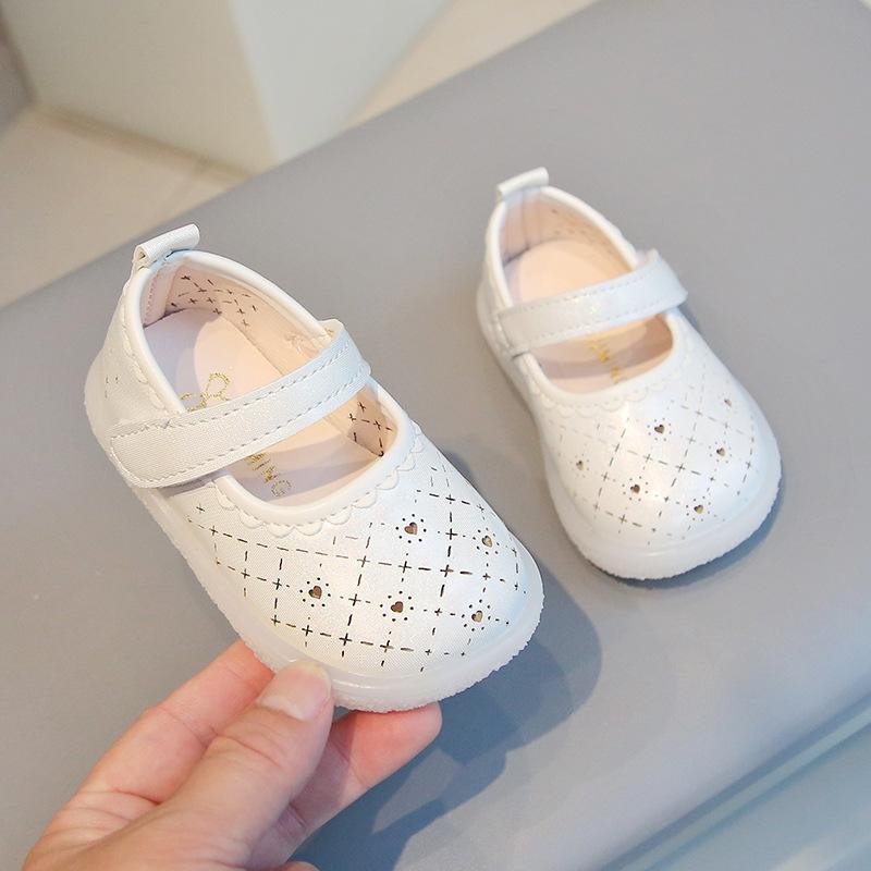 Babyschuhe Kleinkindschuhe, Frühling und Sommer Hohlschuhe Mädchenschuhe atmungsaktiv Prinzessinnenschuhe 0-2 Jahre alte Babyschuhe
