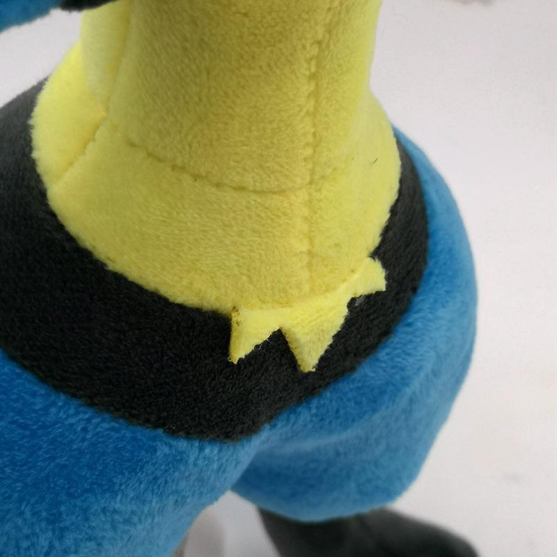 Stojící držení těla Silnice Calio Lucario Evolution verze Plyšová hračka pro panenku