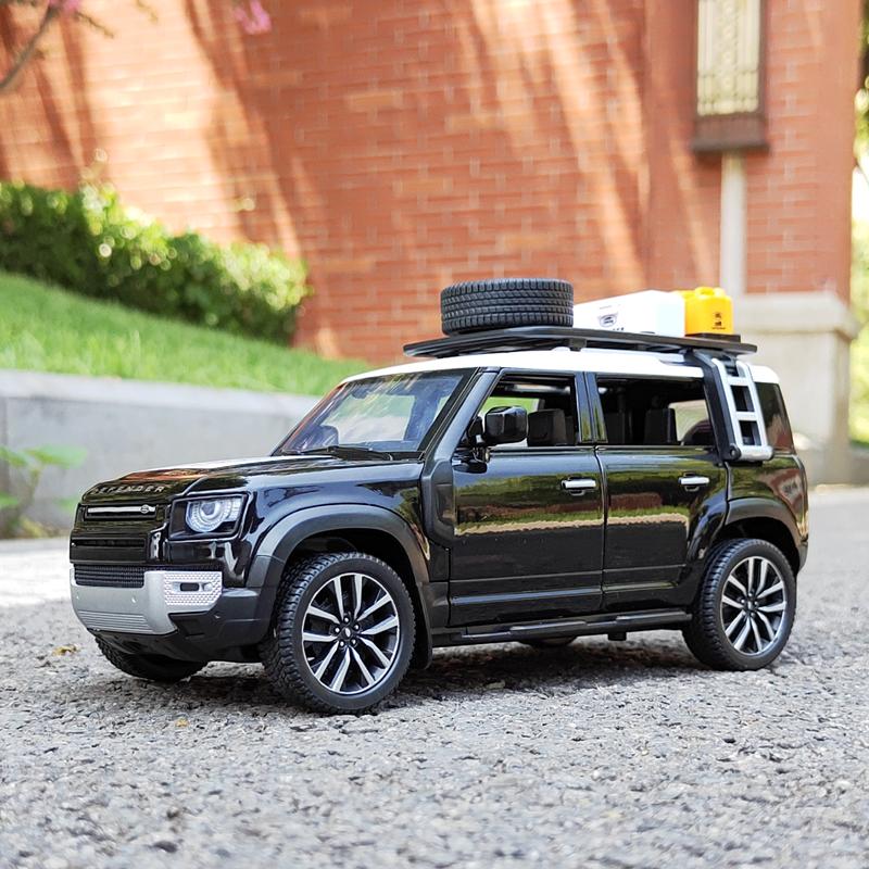 1/24 New 2022 Land Rover Defender SUV Alloy Car Model Diecast Metal Off-road Vehicles Model Simulation Collection Kids Gifts Toy