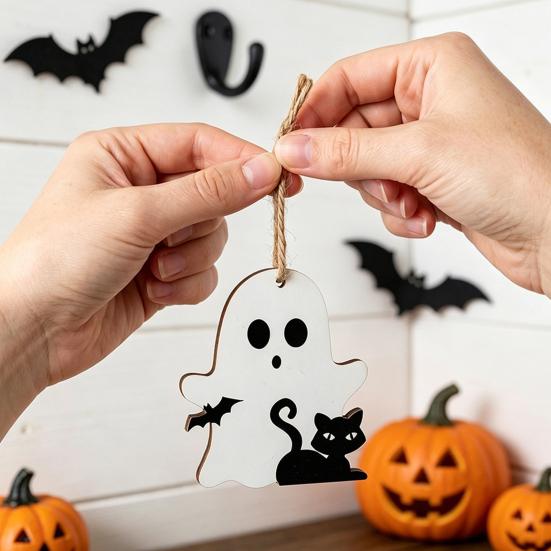 Halloween Wall Ornaments Ghost Wooden Hanging Sign with Hemp Rope, Cute Holiday Pendants for Home Party Decorations