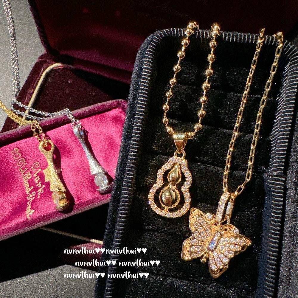 Italian Retro Brushed Calla Lily Flower Single Diamond Necklace Vintage Plated 18K Gold, Butterfly Zircon Necklace