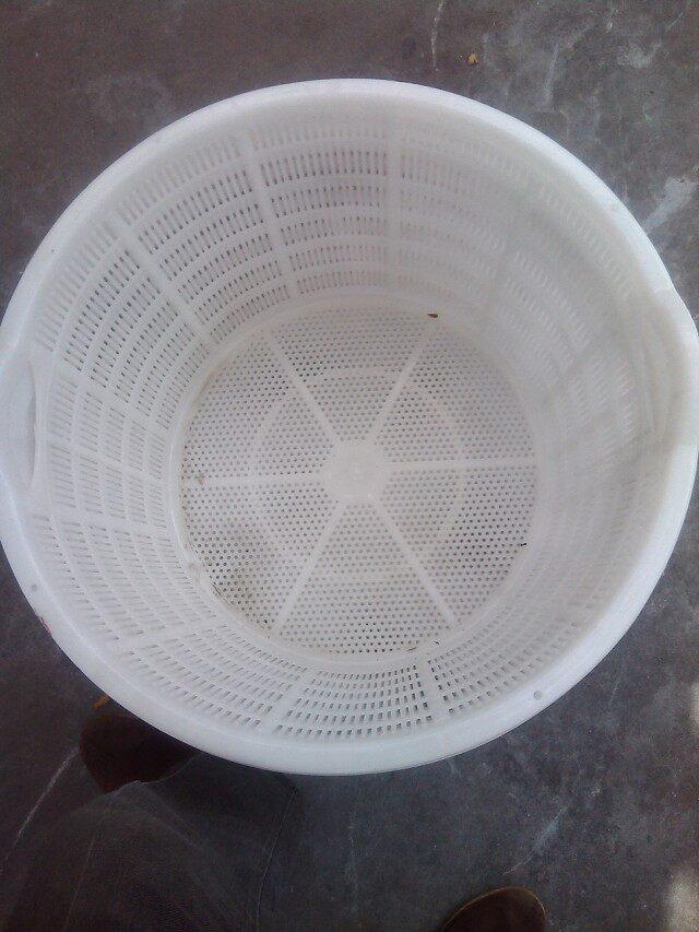 Tofu Mold & Bean Filter Set: White PP Plastic Tofu Basket, Yellow Soybean Washing Basket, Bean Leaking Tray. белый