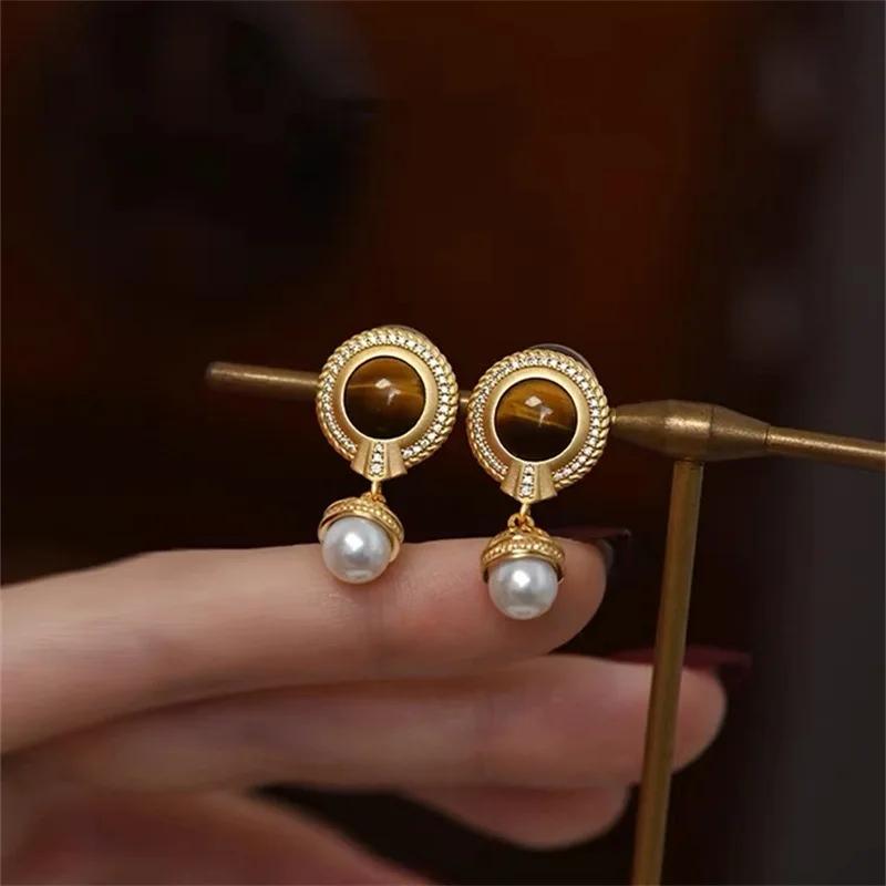 Новое поступление Камень Тигровый Глаз Высококлассное Ощущение Ретро Нишевый Дизайн Универсальный Легкая Роскошь Браслет Маillard с Открытым Концом для Женщин.