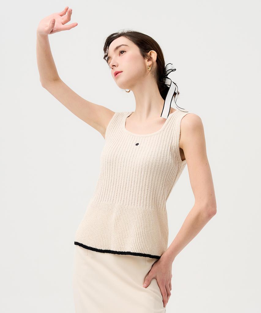 Pelimela 2-Way V-Neck Square Neck Knit Sleeveless (Beige)