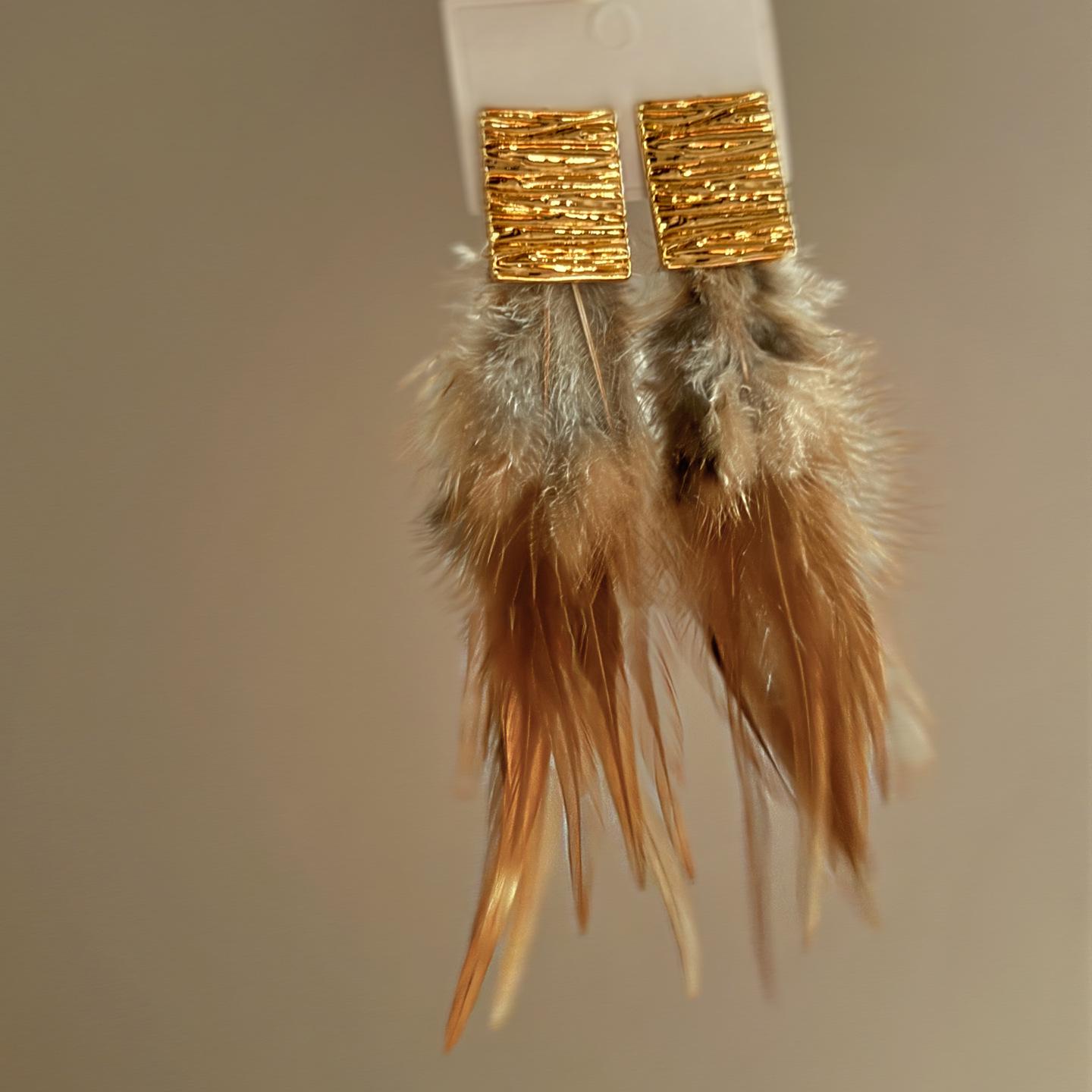 Серьги-кисточки  Серебряная Игла  - Роскошный Дизайн, Осенне-Зимние Серьги-гвоздики, Элегантные и Уникальные.