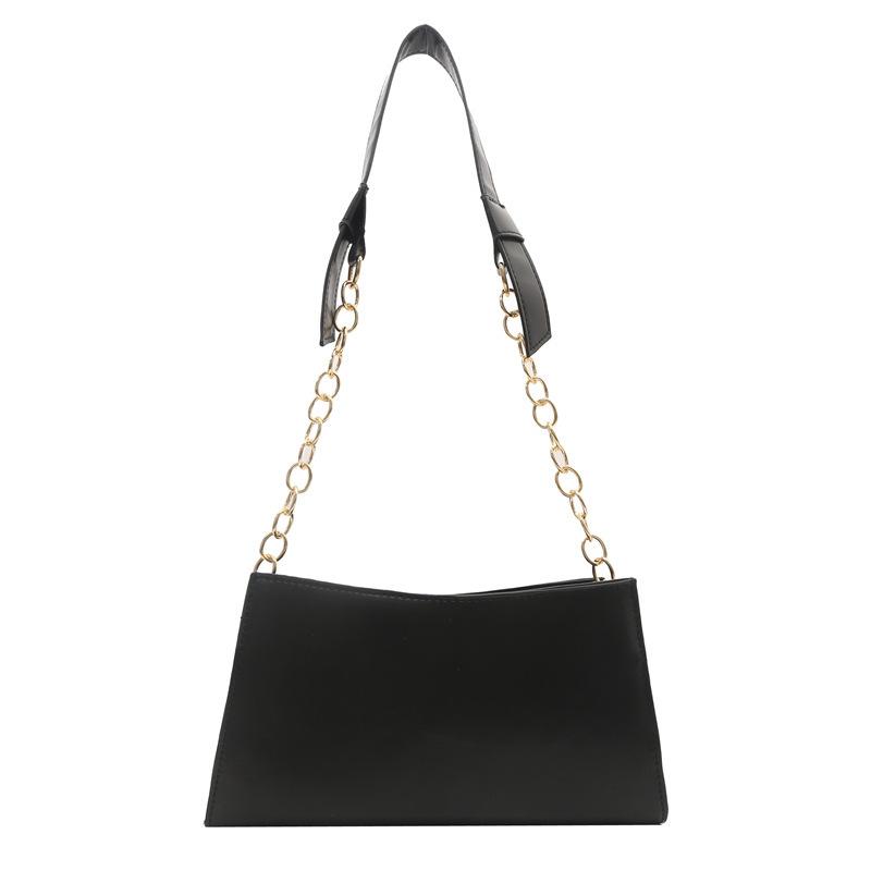 

Simple Yet Sophisticated Womens Small Square Bag With Chain For Daily Wear