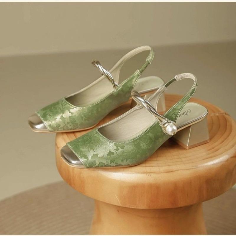 

Baotou sandals new summer shoes women s print thick heel pearl women s shoes medium heel champagne high heel sandals 40 зелёный