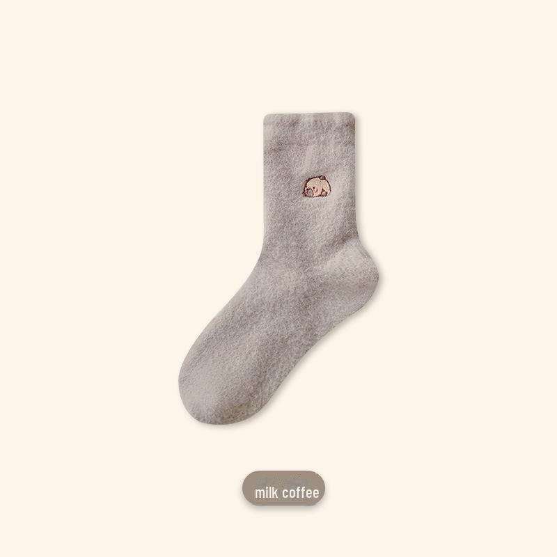 Șosete de dormit Capybara din catifea de nurcă - șosete groase, calde și drăguțe pentru iarnă.