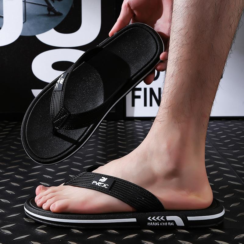 Flip-flops men's summer trend outer wear non-slip men's foot-pinching sports wear-resistant beach thick-bottomed sandals
