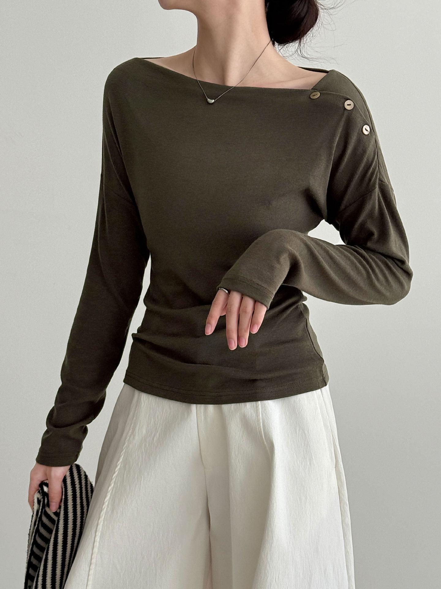 

LUXI Korean Asymmetrical Off-Shoulder Long Sleeve Elastic Knit Top 2053 One Size