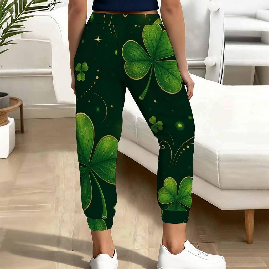 Women Plus Size Clover Printed Drawstring Waist Cuffed Ankle Jogger Pants With Side Pockets