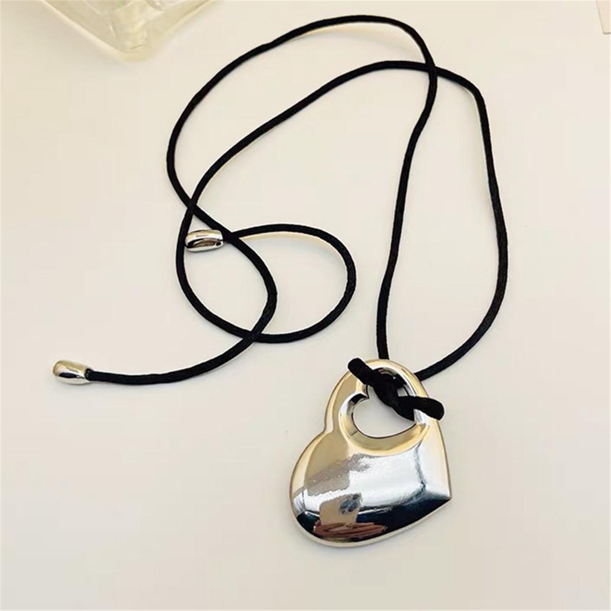 

Tooxika Skeleton Heart Pendant Necklace Sweet Cool Chic Adjustable Lace Up Collarbone Chain серебряный